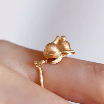 Romantikus, kreatív Aranyos stílus Mini Nyuszi Gyűrű a nők Minimalista Tiszta Matt arany színű Ékszereket, Ajándékokat Barátnője